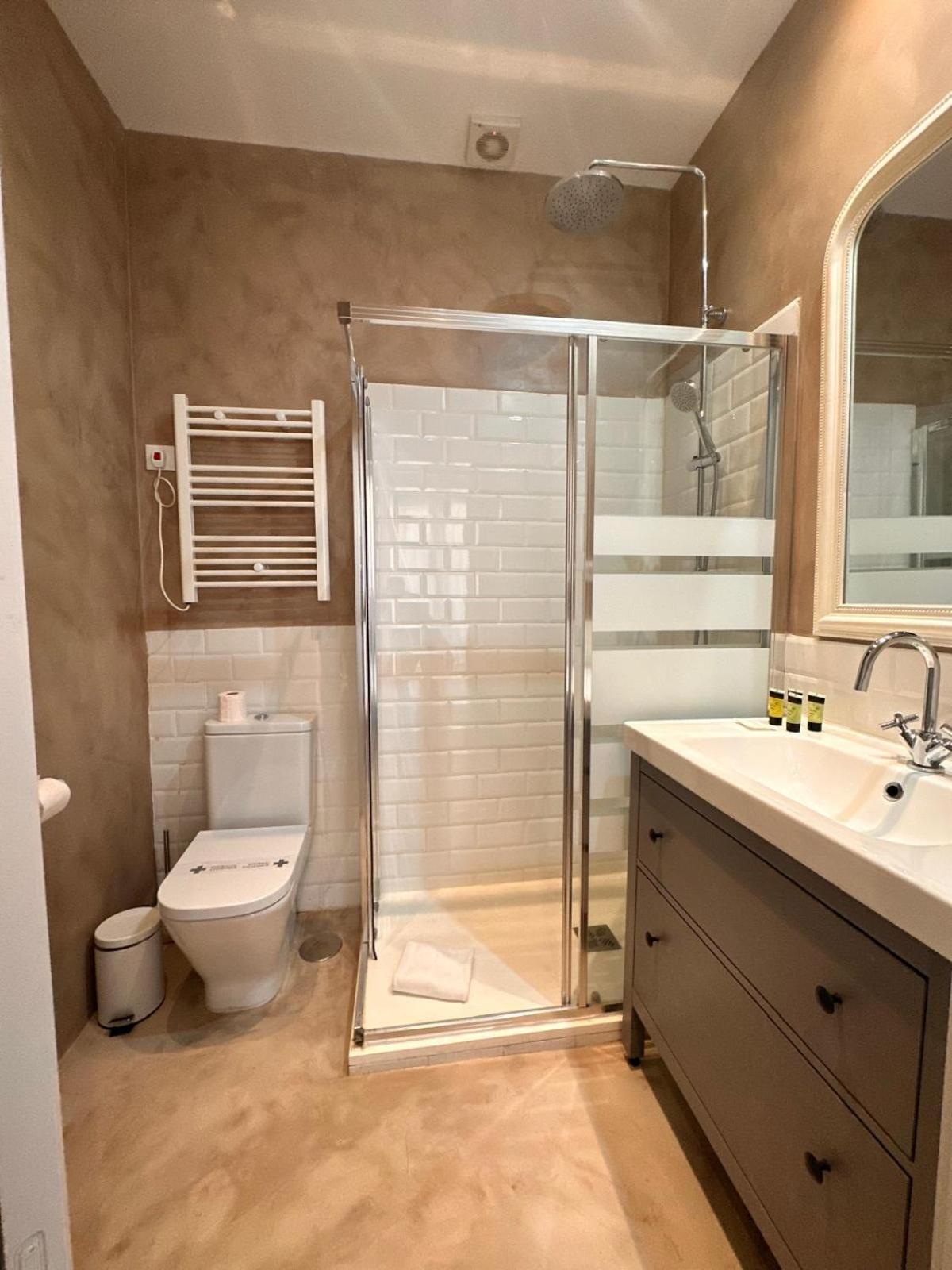 Amazing 3Bd 3Bth With 9 Balconies By Madrid4You Apartments المظهر الخارجي الصورة