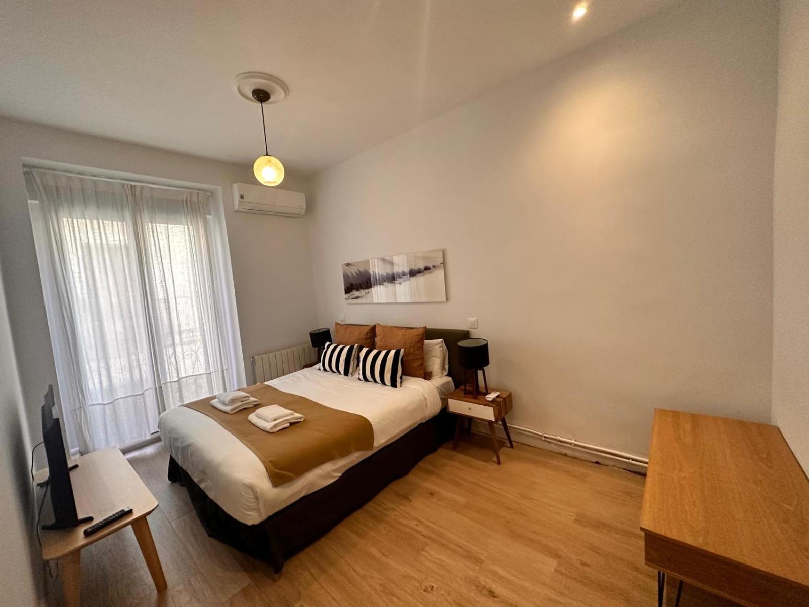 Amazing 3Bd 3Bth With 9 Balconies By Madrid4You Apartments المظهر الخارجي الصورة